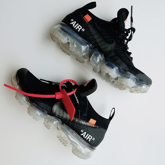 sock vapormax